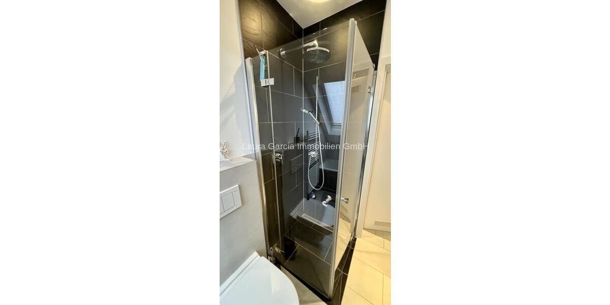 Wohnen auf Zeit Aachen Aachen-Mitte - 2 Zimmer, 67 m&sup2;, 1.400&euro; | Angebot:25270894