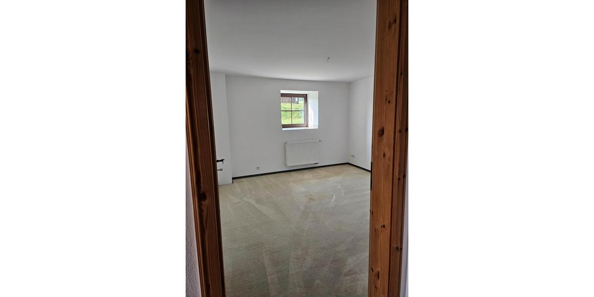 Etagenwohnung Arnstorf - 2 Zimmer, 65 m&sup2;, 780&euro; | Angebot:26705049