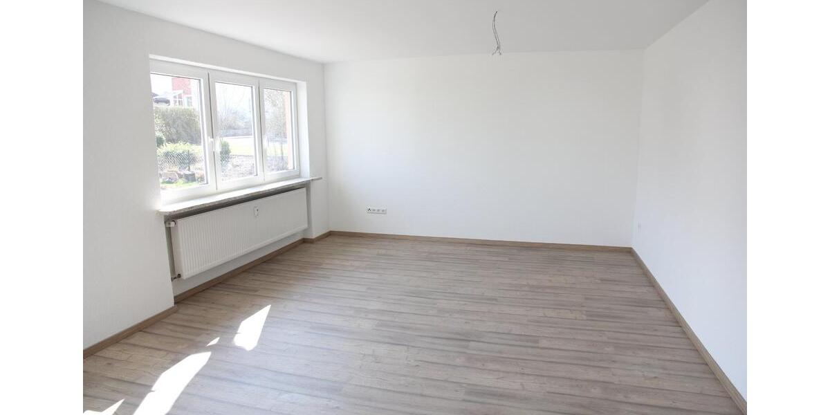 Erdgeschoßwohnung Grub am Forst - 3 Zimmer, 93 m&sup2;, 750&euro; | Angebot:24624932