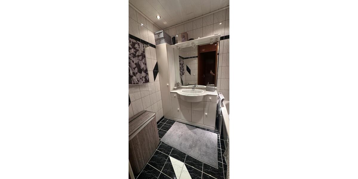 Etagenwohnung Pforzheim Eutingen - 3 Zimmer, 78 m&sup2;, 900&euro; | Angebot:25993630