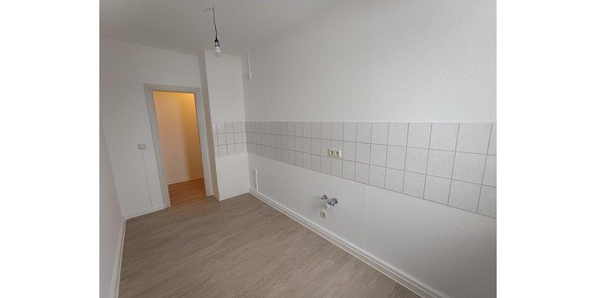 Etagenwohnung Treuen - 3 Zimmer, 62 m&sup2;, 380&euro; | Angebot:26349622