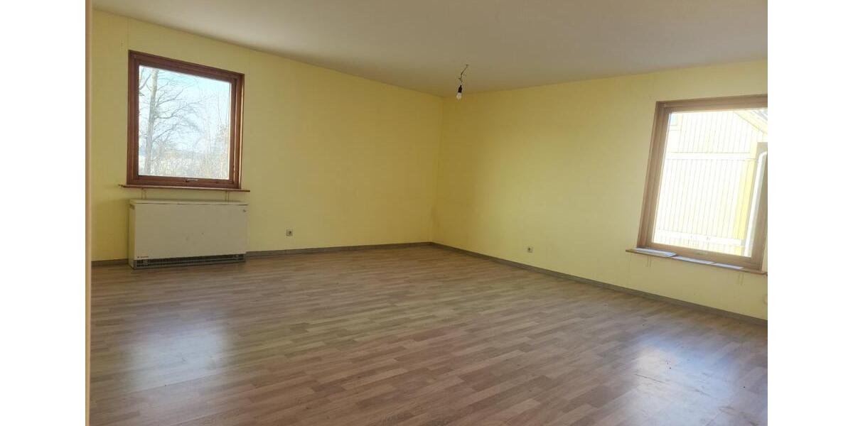 Etagenwohnung Benz - 3 Zimmer, 83 m&sup2;, 465&euro; | Angebot:24739776