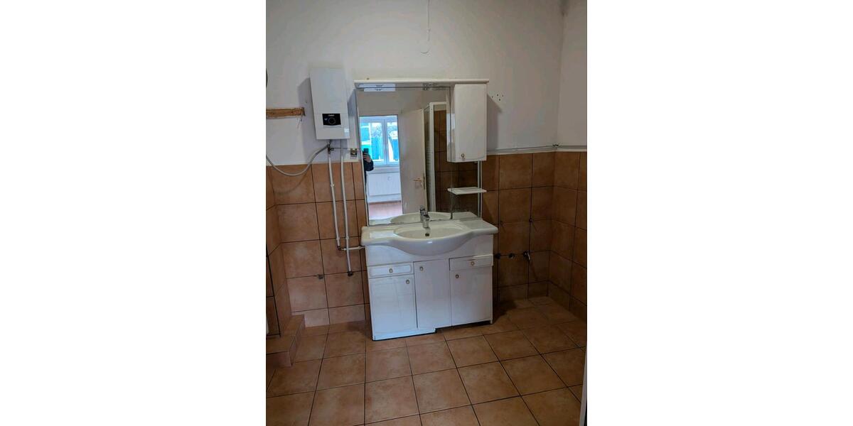 Etagenwohnung Bergheim - 2 Zimmer, 80 m&sup2;, 950&euro; | Angebot:25145496