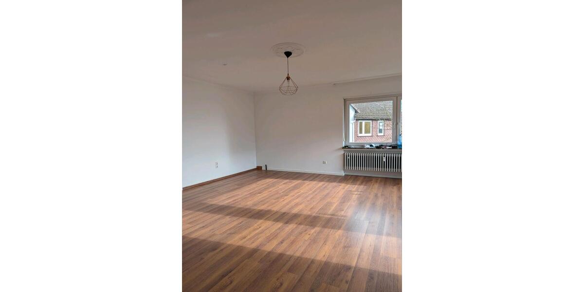 Etagenwohnung Hüttenberg - 3 Zimmer, 100 m&sup2;, 900&euro; | Angebot:26036043