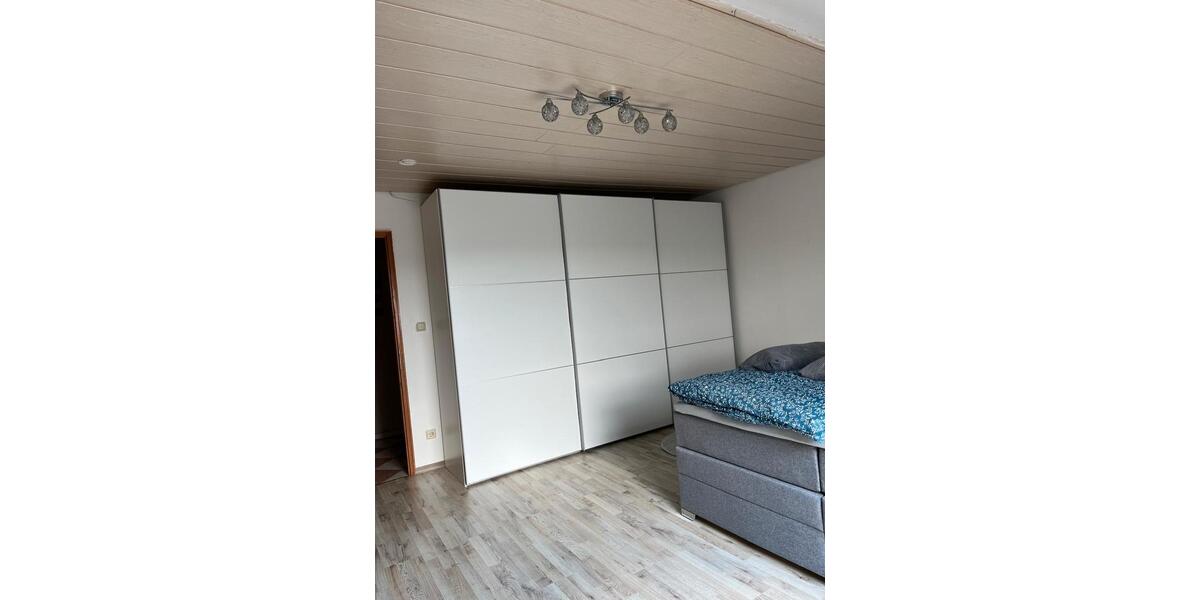 Dachgeschoßwohnung Heusweiler - 4 Zimmer, 106 m&sup2;, 670&euro; | Angebot:26251612