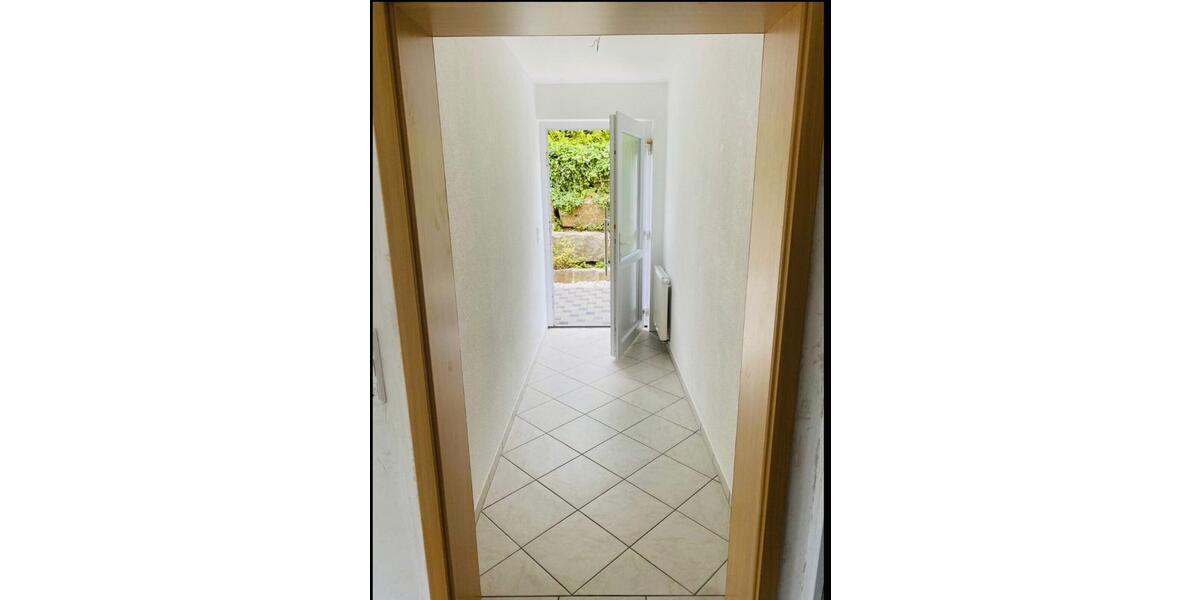 Erdgeschoßwohnung Tauberbischofsheim - 3 Zimmer, 85 m&sup2;, 1.230&euro; | Angebot:26155611