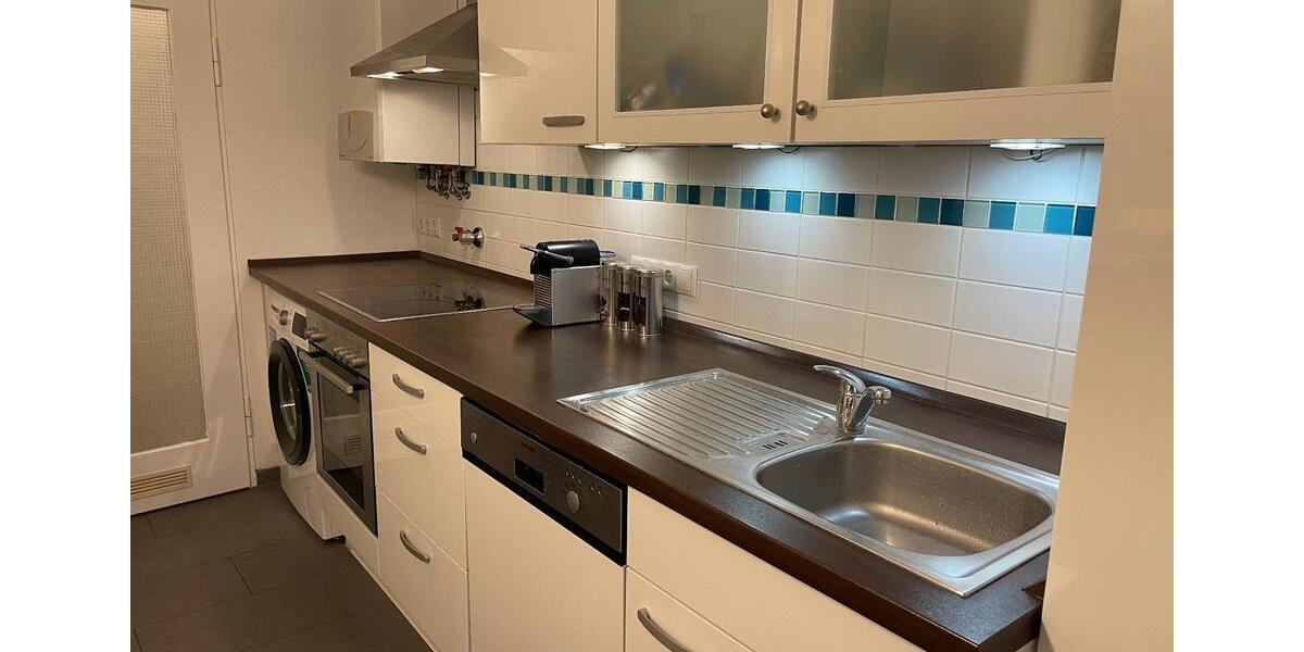 Etagenwohnung Würzburg - 4 Zimmer, 16 m&sup2;, 450&euro; | Angebot:25428016