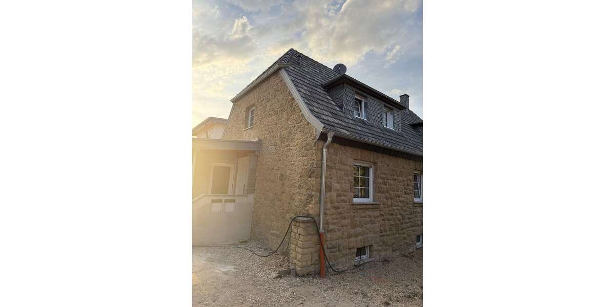 Etagenwohnung Zülpich-Schwerfen Schwerfen - 2 Zimmer, 95 m&sup2;, 1.100&euro; | Angebot:27069147