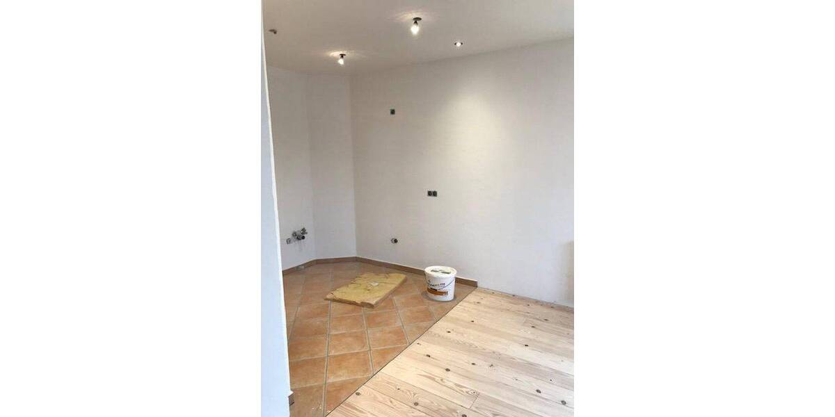 Etagenwohnung Altenmarkt a. d. Alz Altenmarkt - 2 Zimmer, 69 m&sup2;, 800&euro; | Angebot:26871159