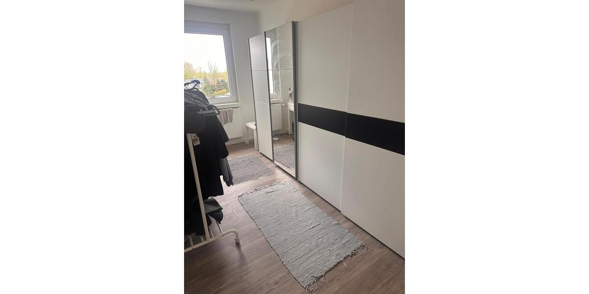 Etagenwohnung Greifswald - 3 Zimmer, 64 m&sup2;, 700&euro; | Angebot:25129219