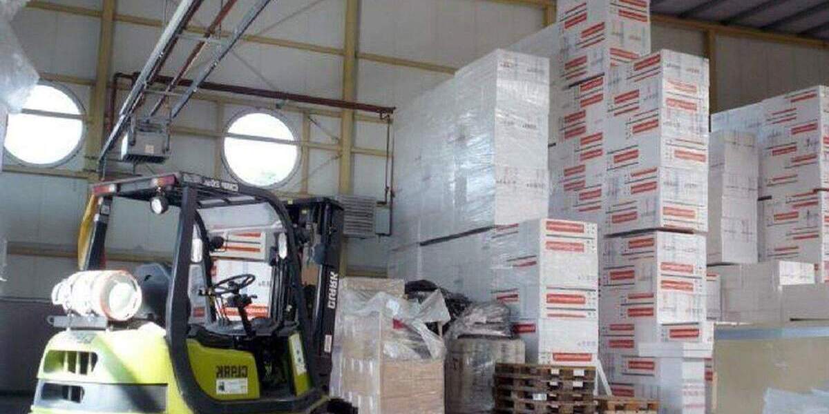 Industriehalle 2819qm für Produktion oder Lagerung beheizt in Rednitzhembach Höhe ca. 10m zimmer