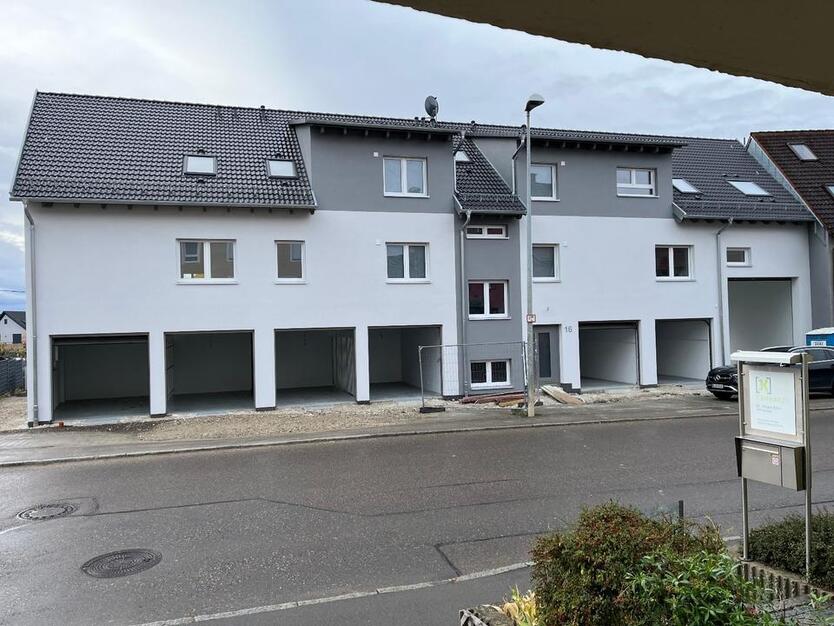 3-Zimmer-Wohnung, Balkon in Südlage, Erstbezug, 79m² Dachgeschoss zimmer