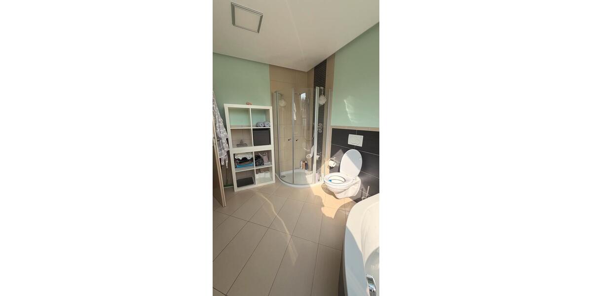 Doppelhaushälfte Bad Neustadt an der Saale - 5 Zimmer, 147 m&sup2;, 1.995&euro; | Angebot:26252325