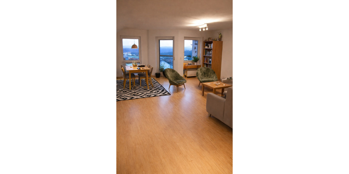 Dachgeschoßwohnung Freudenstadt - 3 Zimmer, 83 m&sup2;, 890&euro; | Angebot:24840664