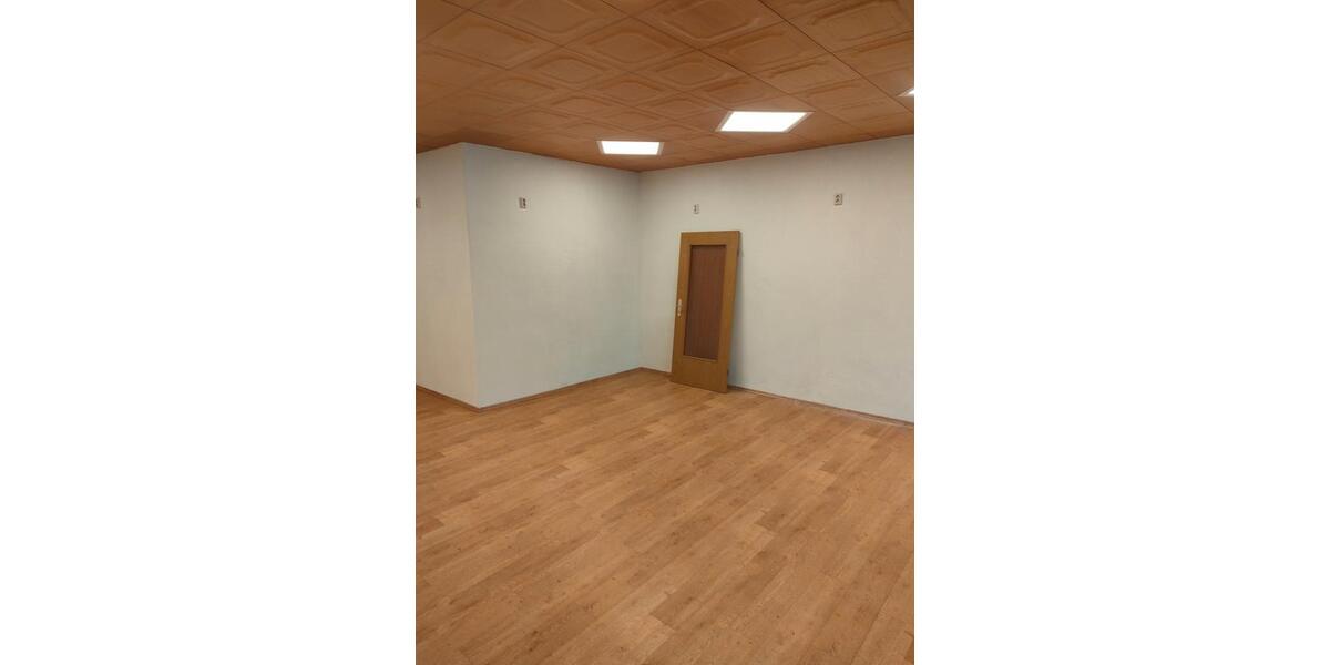 Gewerbeobjekt Glauchau - 300&euro; | Angebot:26688465