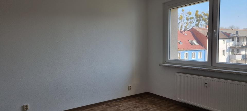 Etagenwohnung Malchin - 2 Zimmer, 49 m&sup2;, 300&euro; | Angebot:25805178