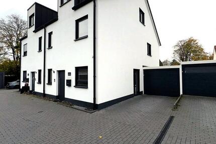 MODERN 2021 DUPLEX with approx. 170m², garden and garage, located less than 10 minutes from Clay 5 zimmer