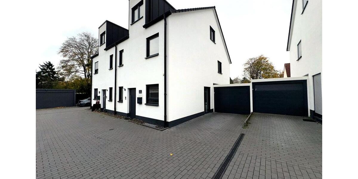 MODERN 2021 DUPLEX with approx. 170m², garden and garage, located less than 10 minutes from Clay 5 zimmer