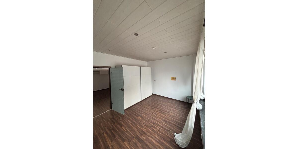 Erdgeschoßwohnung Rüsselsheim am Main - 2 Zimmer, 60 m&sup2;, 1.050&euro; | Angebot:25902132