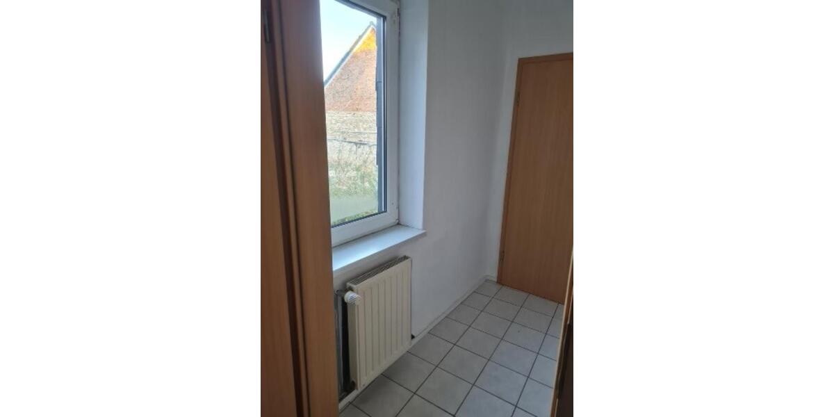 Etagenwohnung Egeln - 2 Zimmer, 55 m&sup2;, 350&euro; | Angebot:24886347