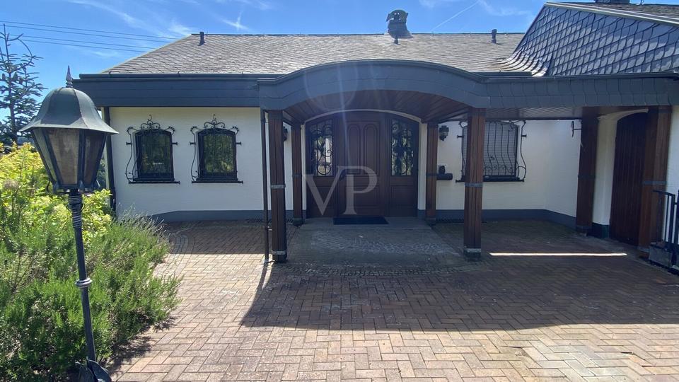 Einfamilienhaus Netphen - 7 Zimmer, 197 m&sup2;, 1.600&euro; | Angebot:25765235