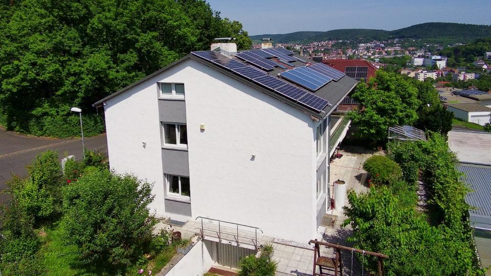 Einfamilienhaus Bad Kissingen - 7 Zimmer, 350 m&sup2;, 2.100&euro; | Angebot:24990718