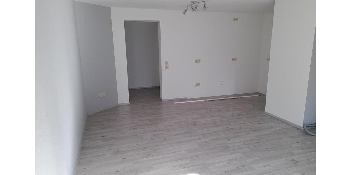 Etagenwohnung Singhofen - 2 Zimmer, 50 m&sup2;, 370&euro; | Angebot:26614412