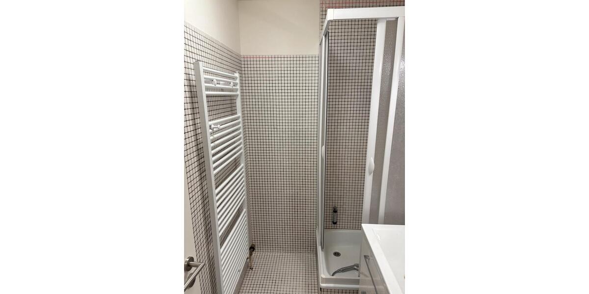 Etagenwohnung Salzweg - 1 Zimmer, 20 m&sup2;, 465&euro; | Angebot:25961552