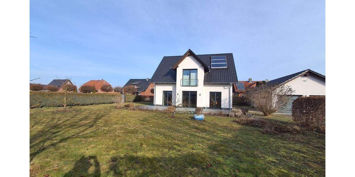 Einfamilienhaus Fehrbellin - 5 Zimmer, 170 m&sup2;, 1.700&euro; | Angebot:25819994