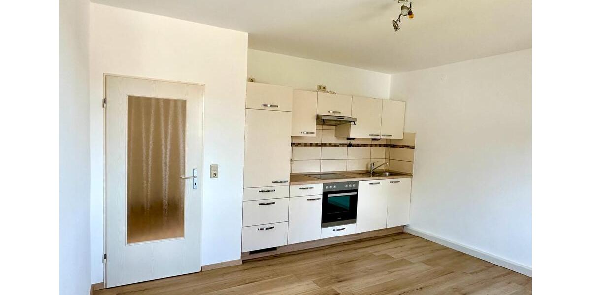 Etagenwohnung Selb - 2 Zimmer, 45 m&sup2;, 340&euro; | Angebot:26048615