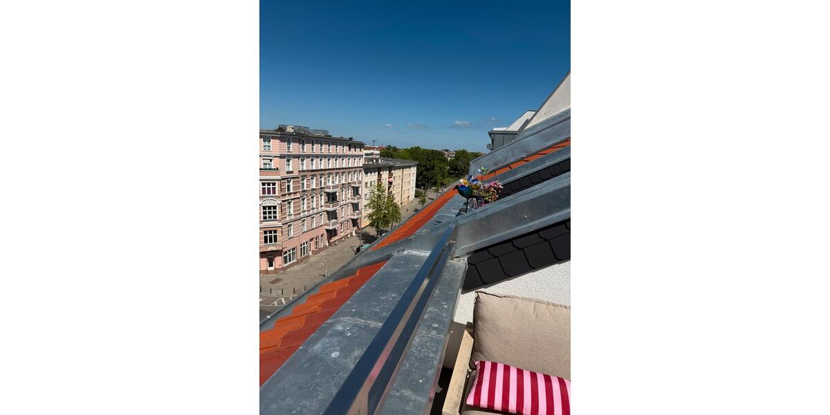 Dachgeschoßwohnung Berlin Charlottenburg-Wilmersdorf - 2 Zimmer, 50 m&sup2;, 1.519&euro; | Angebot:26704708
