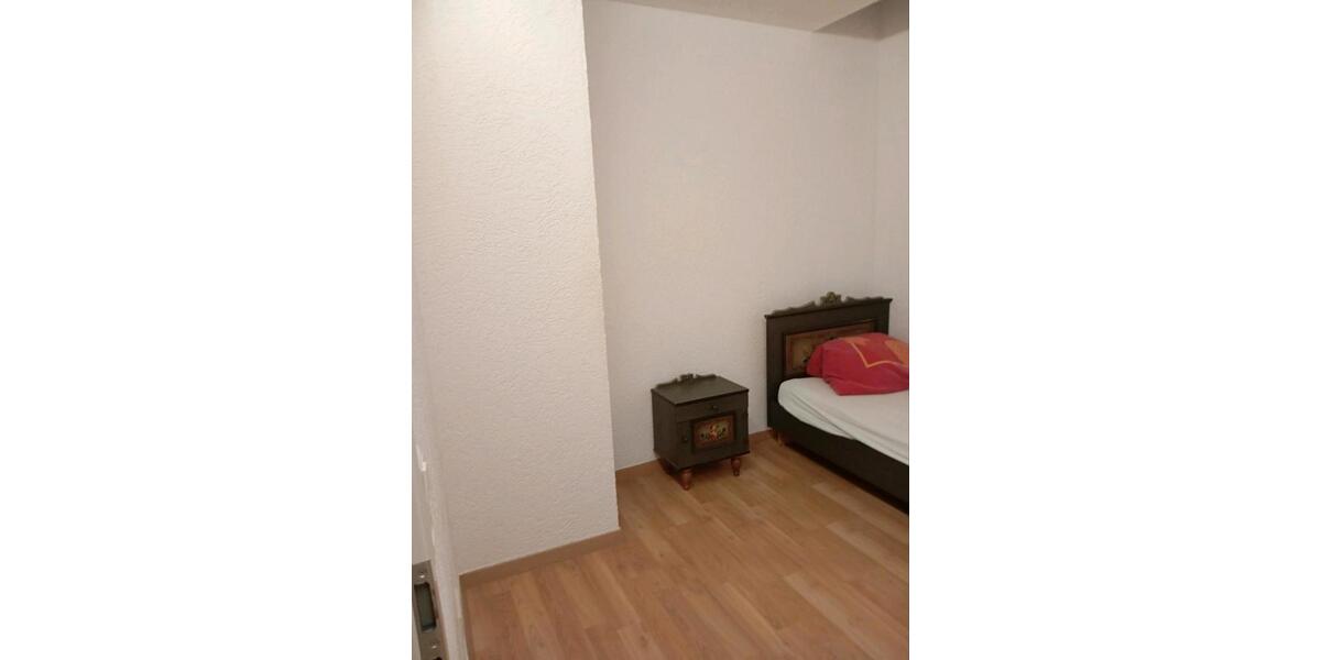 Wohnen auf Zeit Marbach am Neckar - 1 Zimmer, 11 m&sup2;, 485&euro; | Angebot:24787690