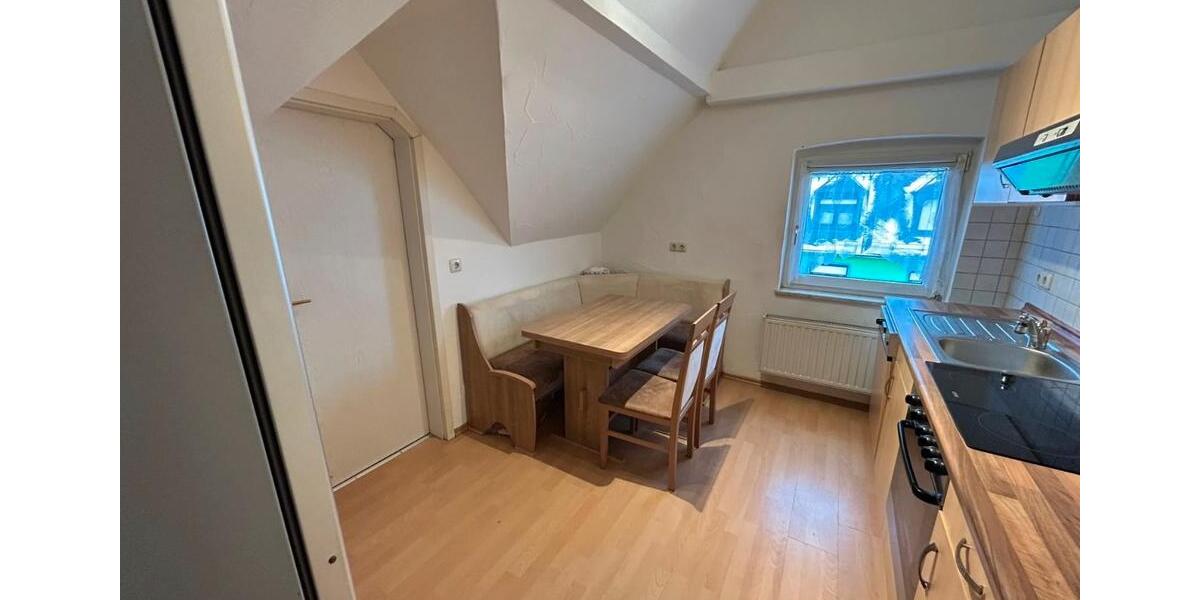 Dachgeschoßwohnung Waldsassen - 3 Zimmer, 60 m&sup2;, 620&euro; | Angebot:25152856