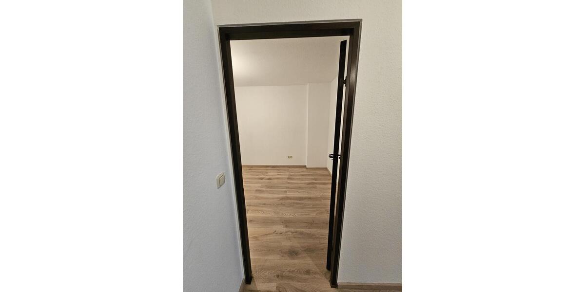 Etagenwohnung Wiesbaden Nordost - 2 Zimmer, 75 m&sup2;, 1.400&euro; | Angebot:24550310