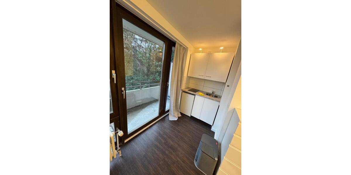 Appartment komplett möbliert in Düsseldorf Gerresheim 1 zimmer