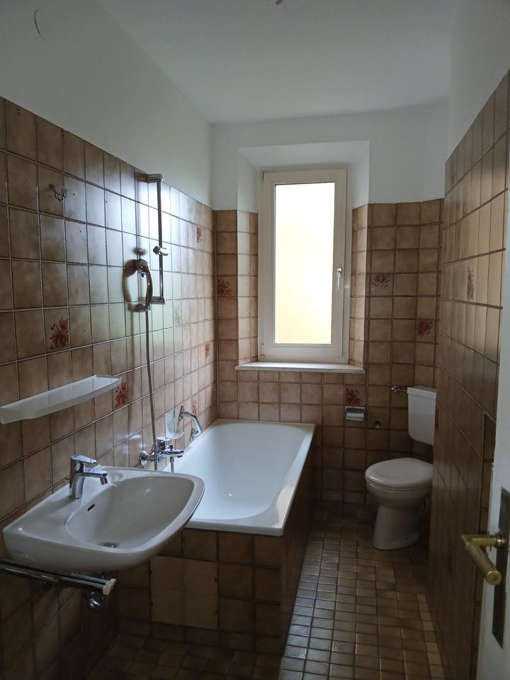 Großzügige 5-Zimmer-Wohnung in Neuhof