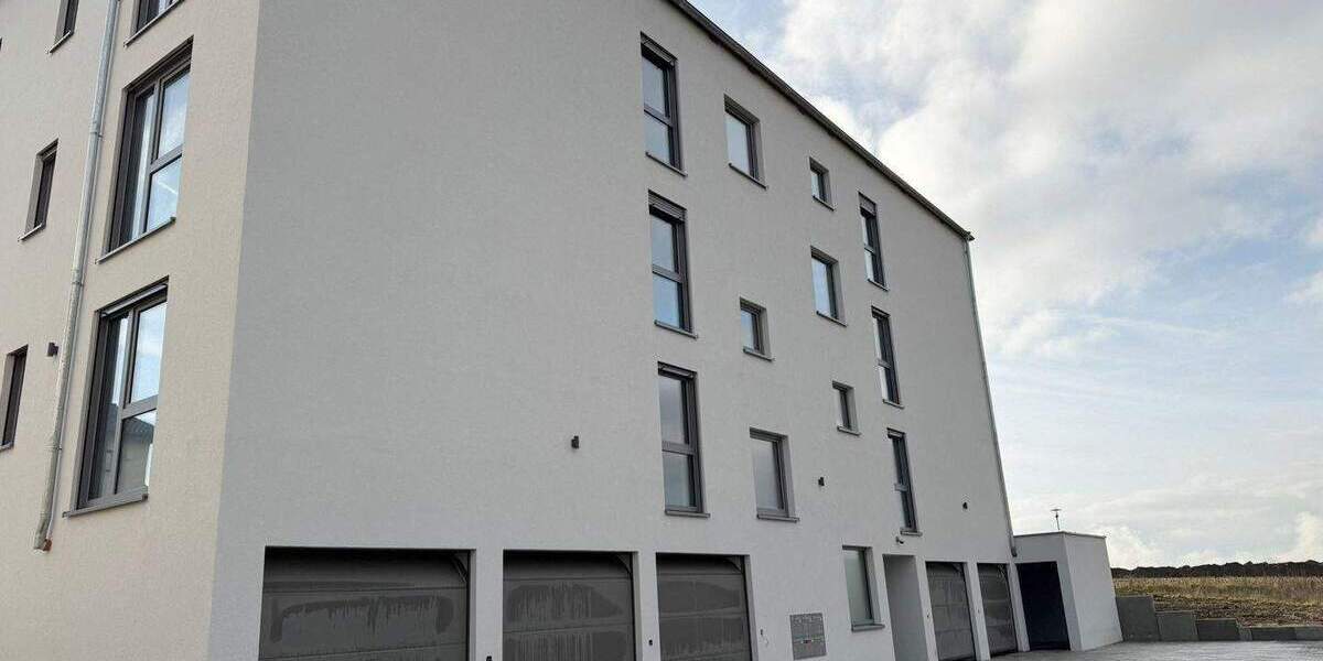 Etagenwohnung Gerolzhofen - 3 Zimmer, 104 m&sup2;, 1.150&euro; | Angebot:24637210