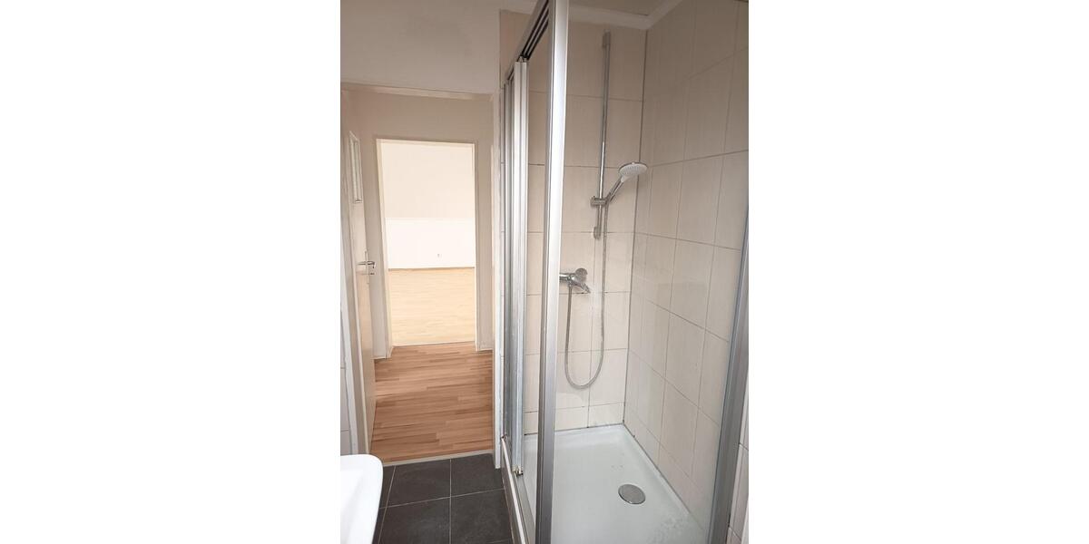 Etagenwohnung Königslutter am Elm - 3 Zimmer, 90 m&sup2;, 550&euro; | Angebot:24651148