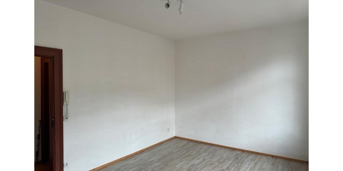 Wohnen auf Zeit Halle (Saale) Büschdorf - 1 Zimmer, 20 m&sup2;, 215&euro; | Angebot:25880120