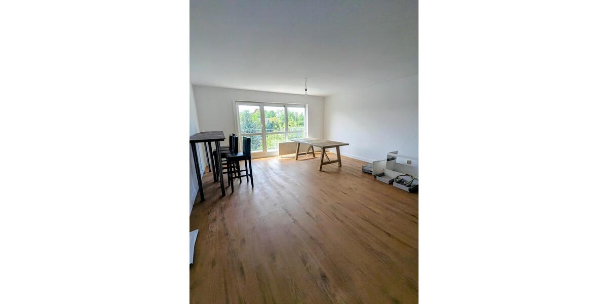 Etagenwohnung Pulsnitz - 4 Zimmer, 93 m&sup2;, 850&euro; | Angebot:26578496