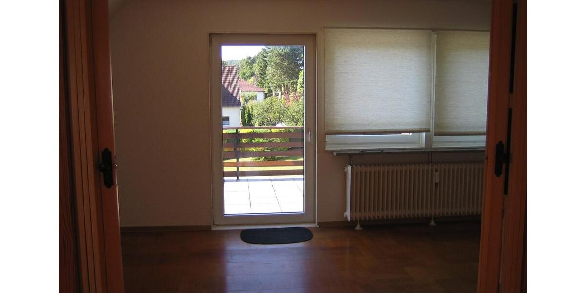 Dachgeschoßwohnung Salzhemmendorf - 3.5 Zimmer, 88 m&sup2;, 450&euro; | Angebot:25943331