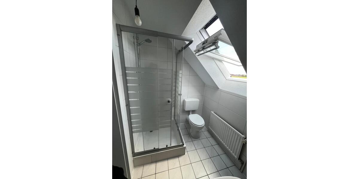 Dachgeschoßwohnung Papenburg - 4 Zimmer, 70 m&sup2;, 650&euro; | Angebot:26677759