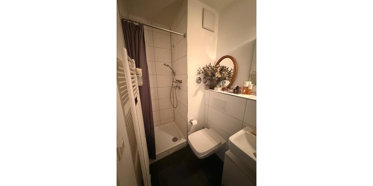 Etagenwohnung Hamburg Harvestehude - 1 Zimmer, 27 m&sup2;, 1.000&euro; | Angebot:26662386