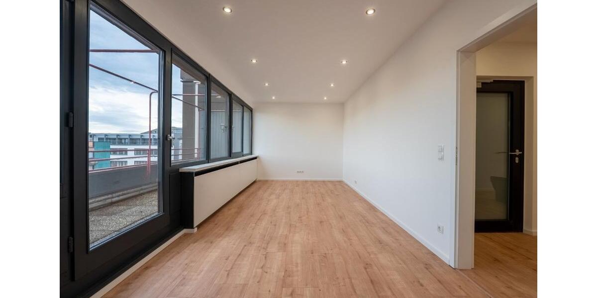 Dachgeschoßwohnung Neuwied - 4 Zimmer, 125 m&sup2;, 1.600&euro; | Angebot:26647774
