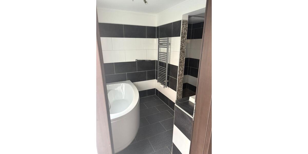 Tinihouse Terrassenwohnung über 2 Etagen 3 zimmer