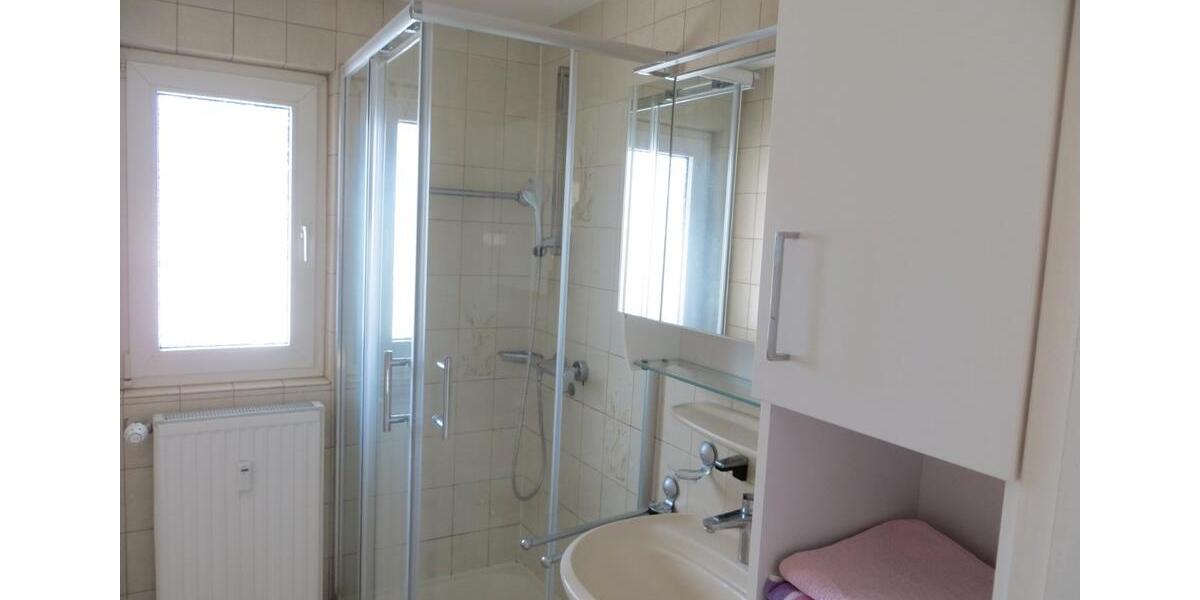 Etagenwohnung Hasselroth - 3 Zimmer, 95 m&sup2;, 890&euro; | Angebot:26577776