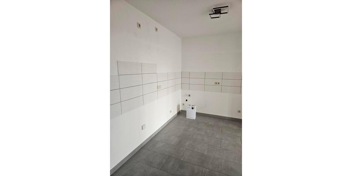 Etagenwohnung Bad Frankenhausen/Kyffhäuser Kyffhäuser - 3 Zimmer, 84 m&sup2;, 680&euro; | Angebot:25053844