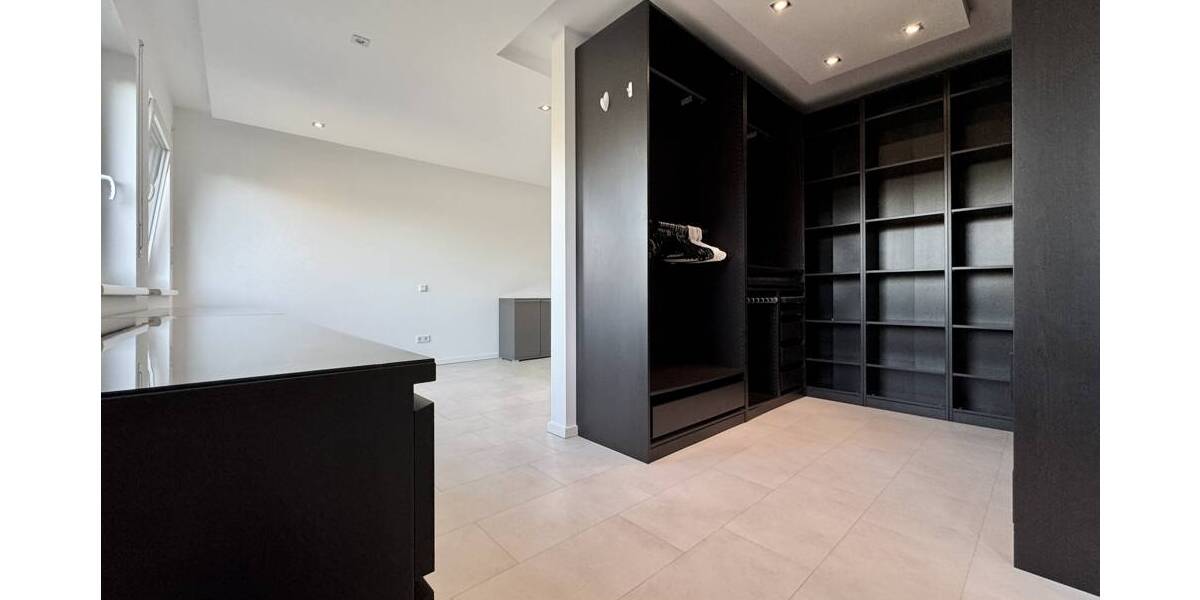 Etagenwohnung Heppenheim - 2 Zimmer, 93 m&sup2;, 1.150&euro; | Angebot:26065995