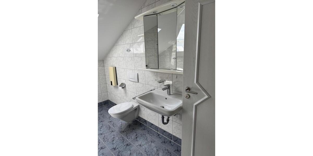 Etagenwohnung Schöllnach - 2 Zimmer, 88 m&sup2;, 600&euro; | Angebot:24748419