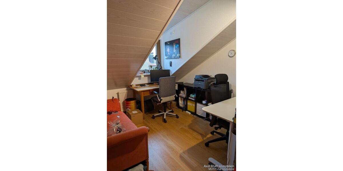Dachgeschoßwohnung Eppingen - 3 Zimmer, 88 m&sup2;, 950&euro; | Angebot:26489771